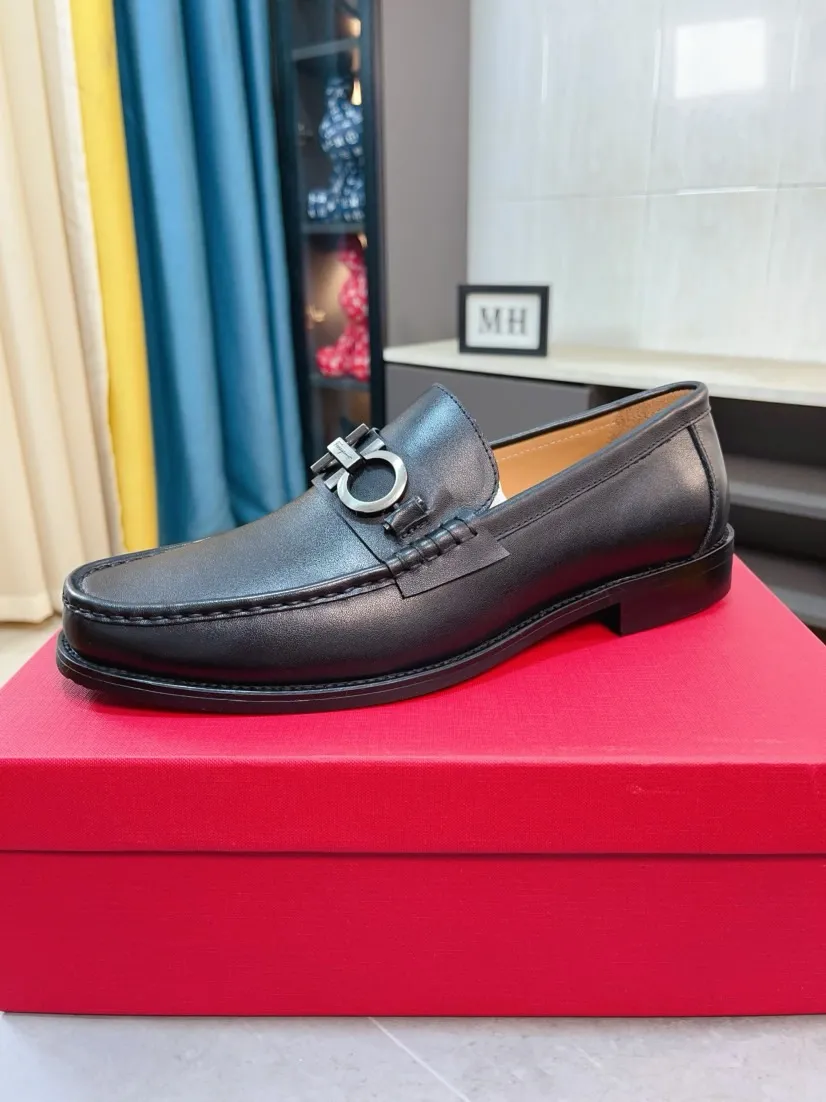Men's men's shoes 💰458🌹🌹 (Niuli) [Ferragamo] Ferragamo's latest men's business leather shoes 🇨🇳Official website original 1:1 molding 💯The first layer is made of imported cowhide from Italy ➕Luxurious cowhide lining, soft and comfortable 🌴High-end atmosphere, the first choice for men with high taste🍍38-44 45 can be customized
